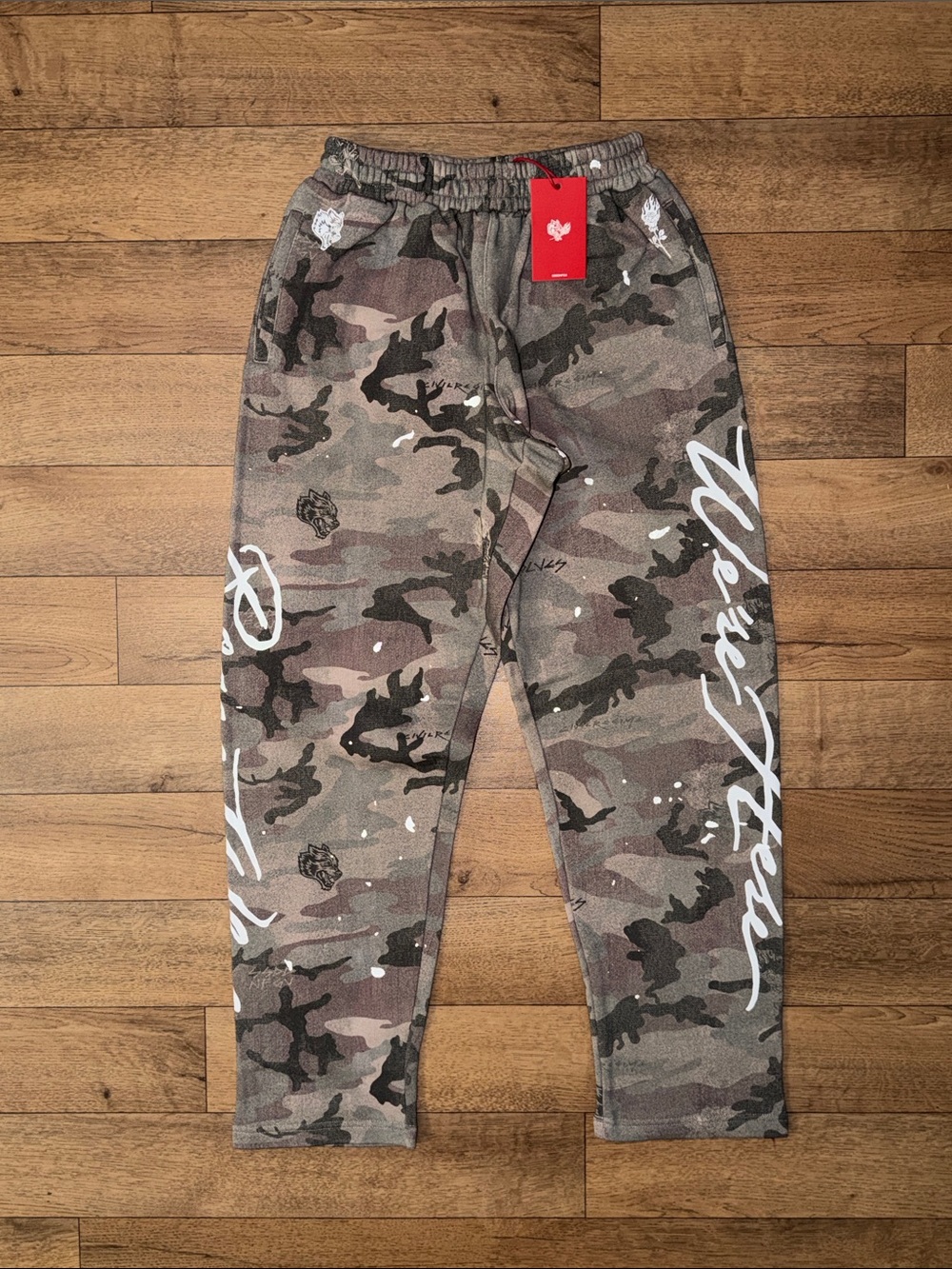 Darc Sport Size XS Roses While We’re Here Kumite Sweatpants Blooming Camo NWT